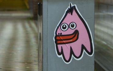 Roze sticker Ommevoort Oegstgeest